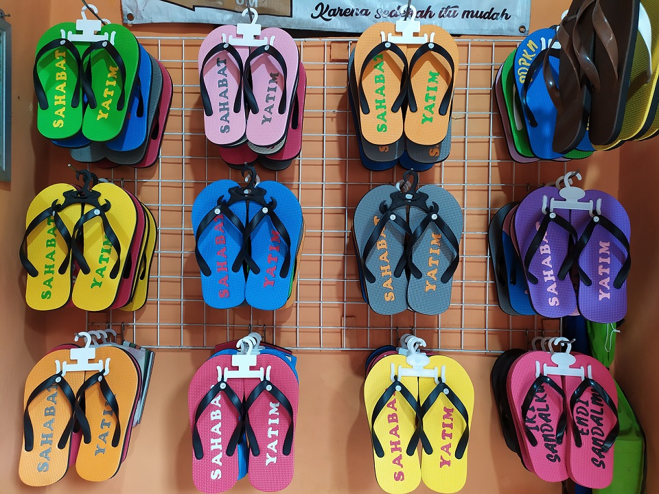 Sandal Wudhu Bangka Belitung