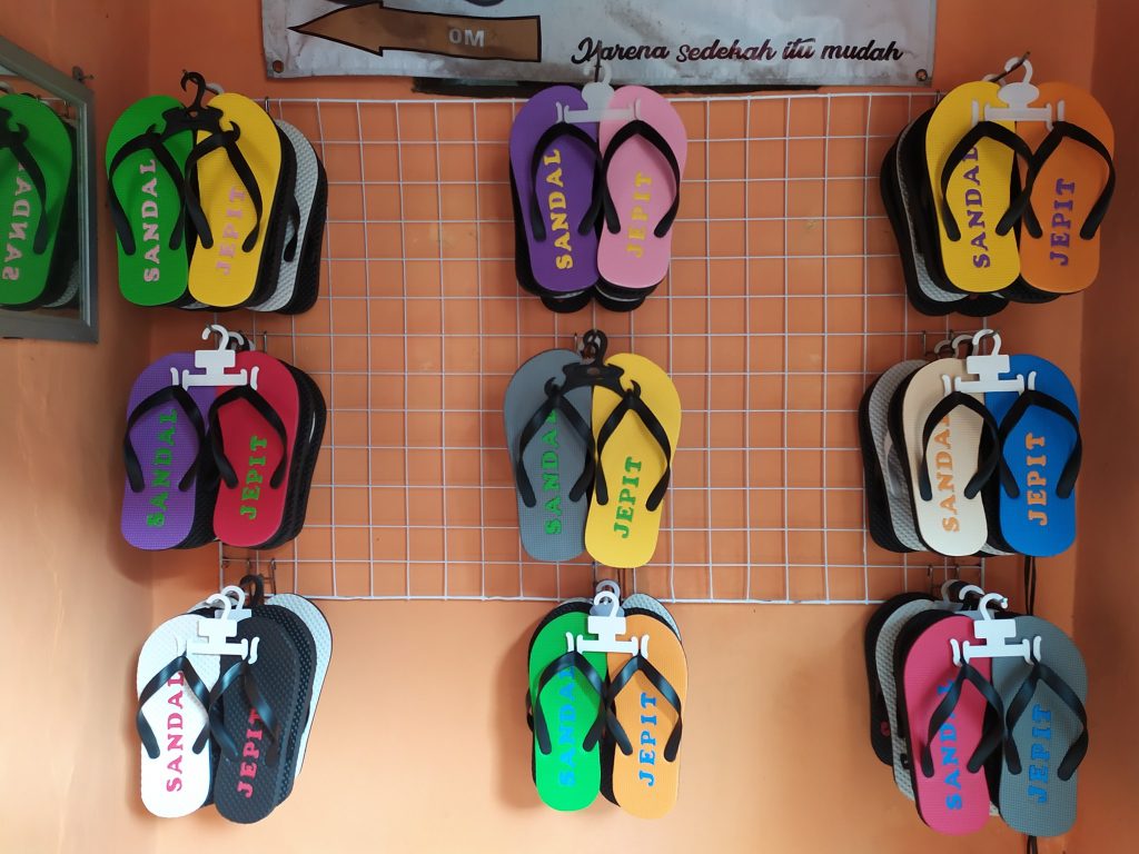 Sandal Wudhu Lombok