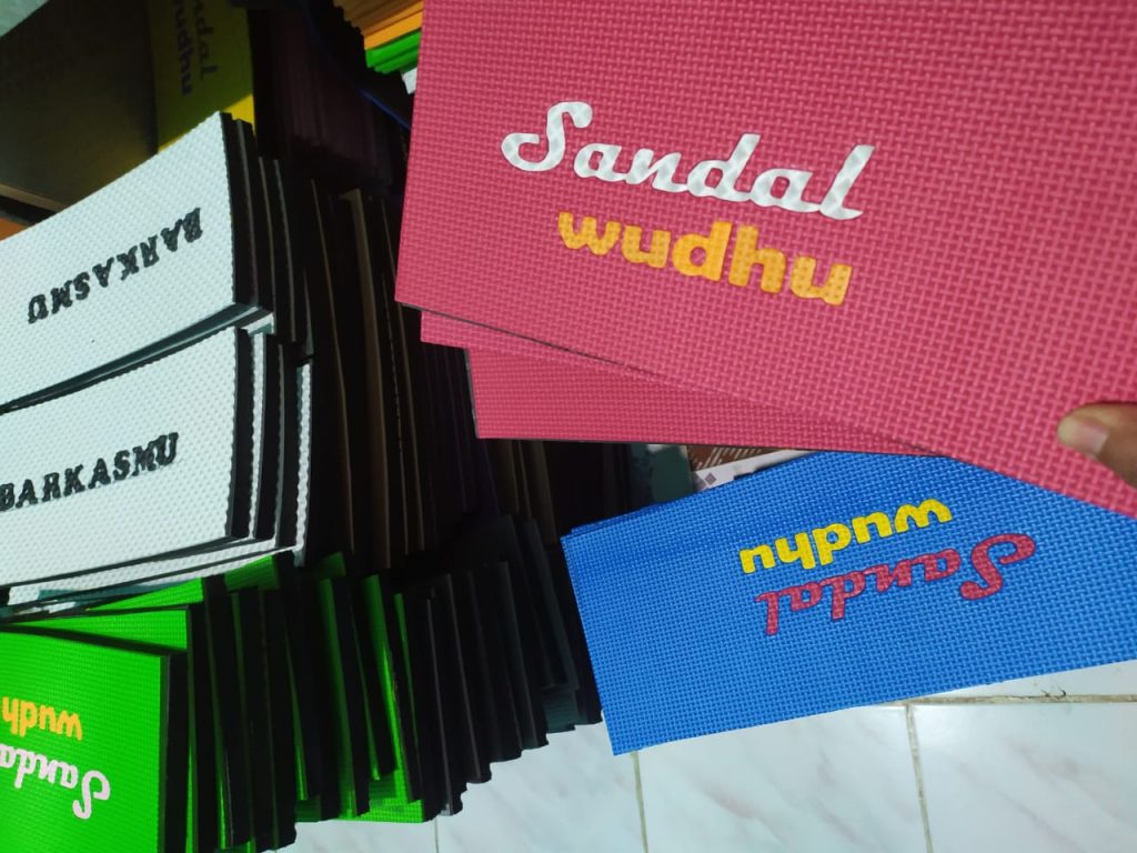 Sandal Wudhu Pontianak