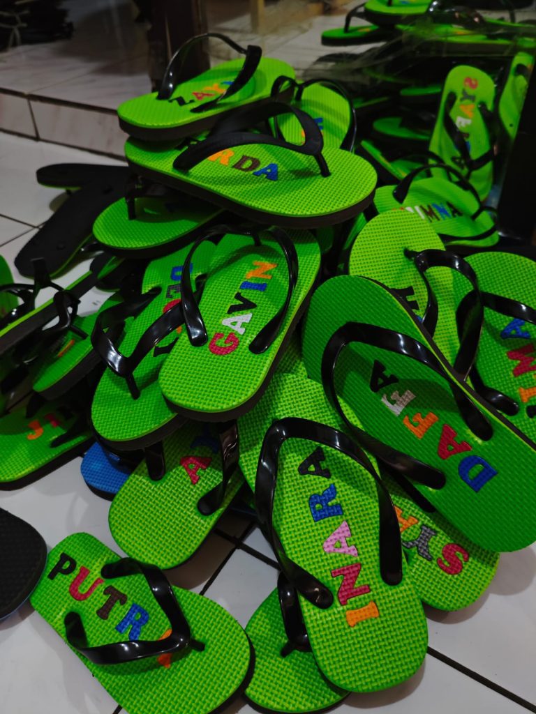Sandal Anak Custom Nama Murah