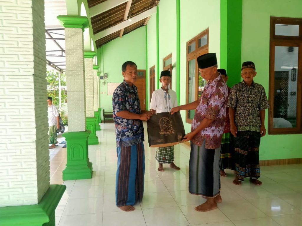 Sandal Sedekah