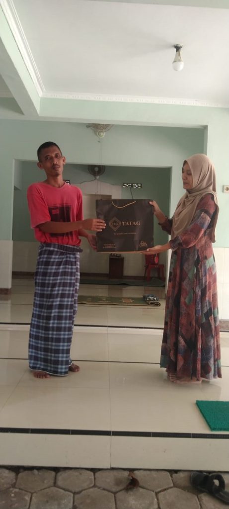 Sedekah Sandal Wudhu