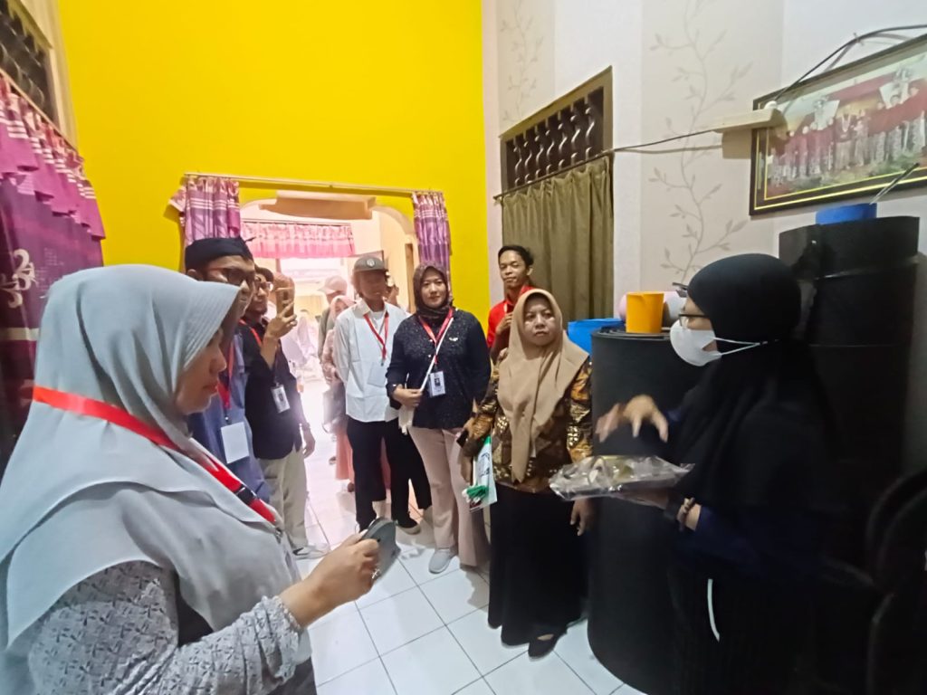 SANDALWUDHU.NET Jadi Tujuan Studi Tiru PKBM Suka Maju Sejahtera Padang