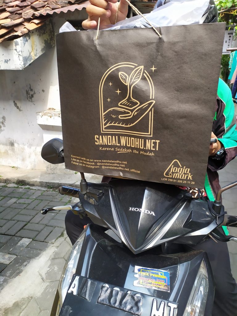 sandal wudhu terbaik