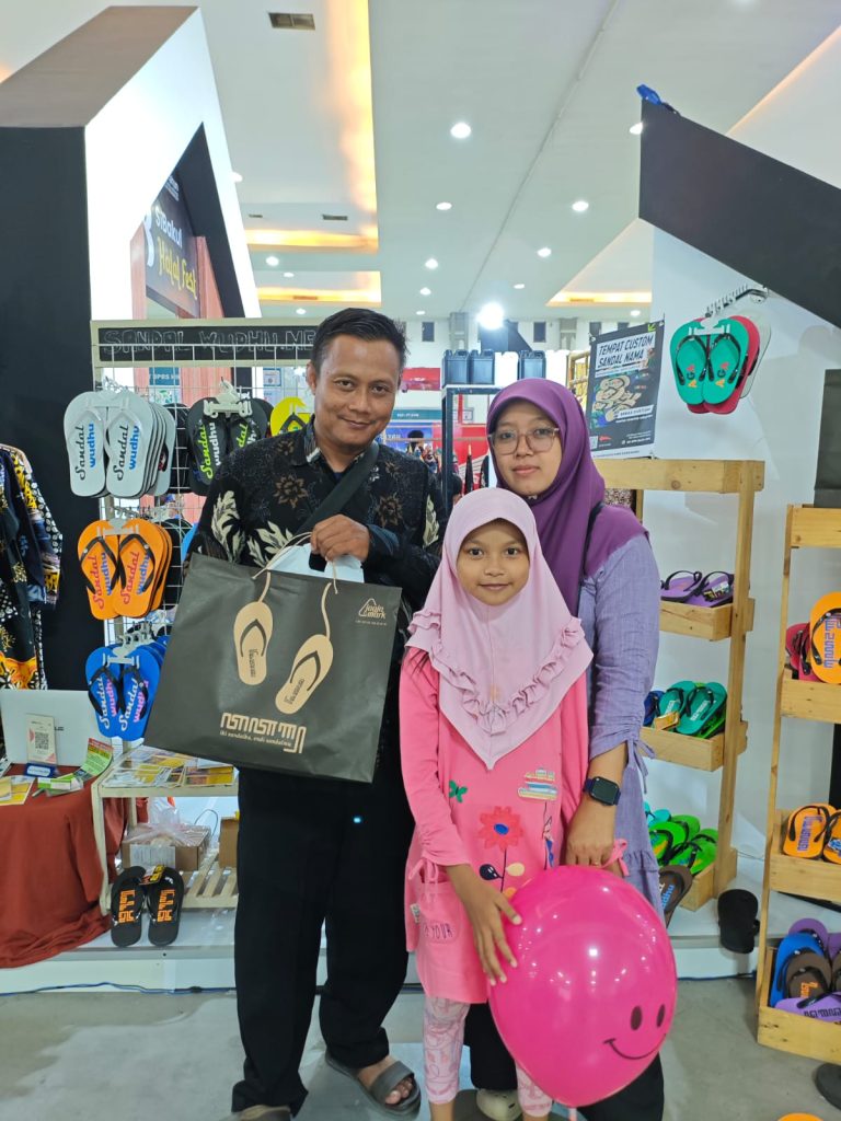 sandal wudhu halal