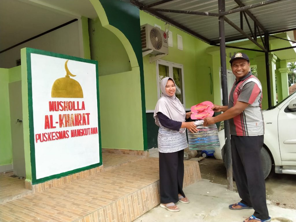 Wakaf Sandal Wudhu Masjid