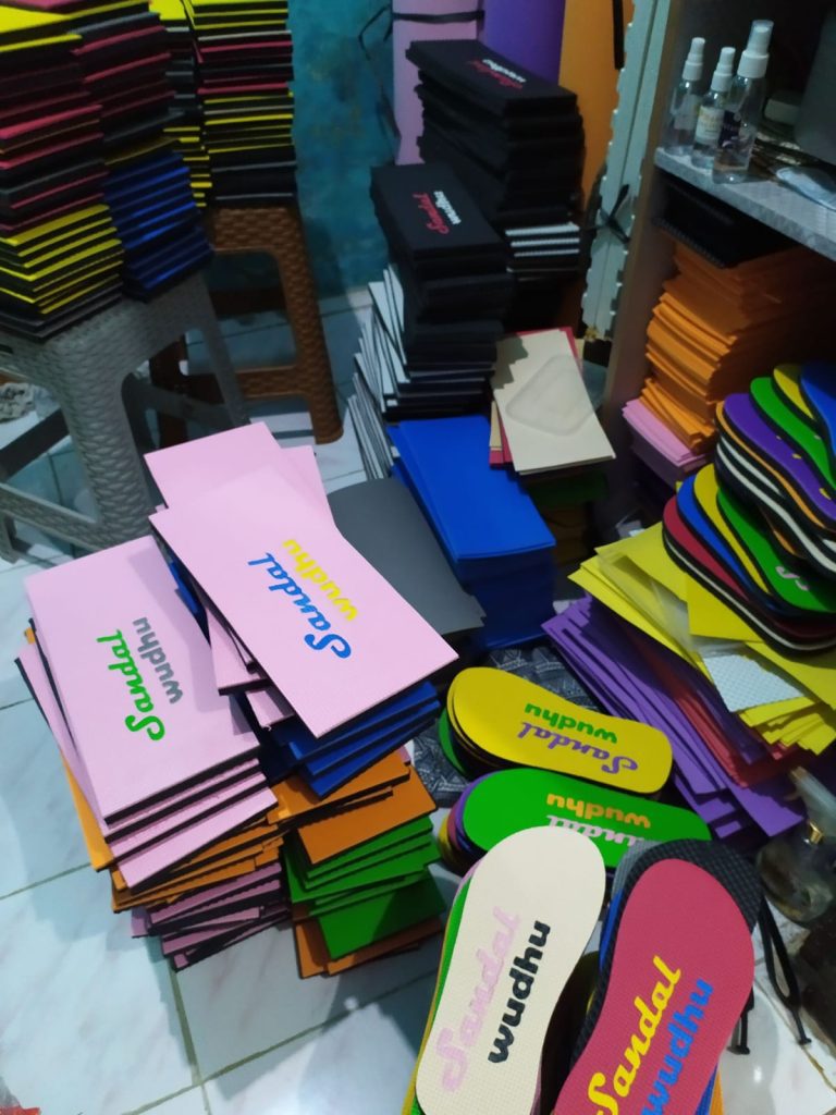 Keunggulan Sandal Wudhu Cutting Press